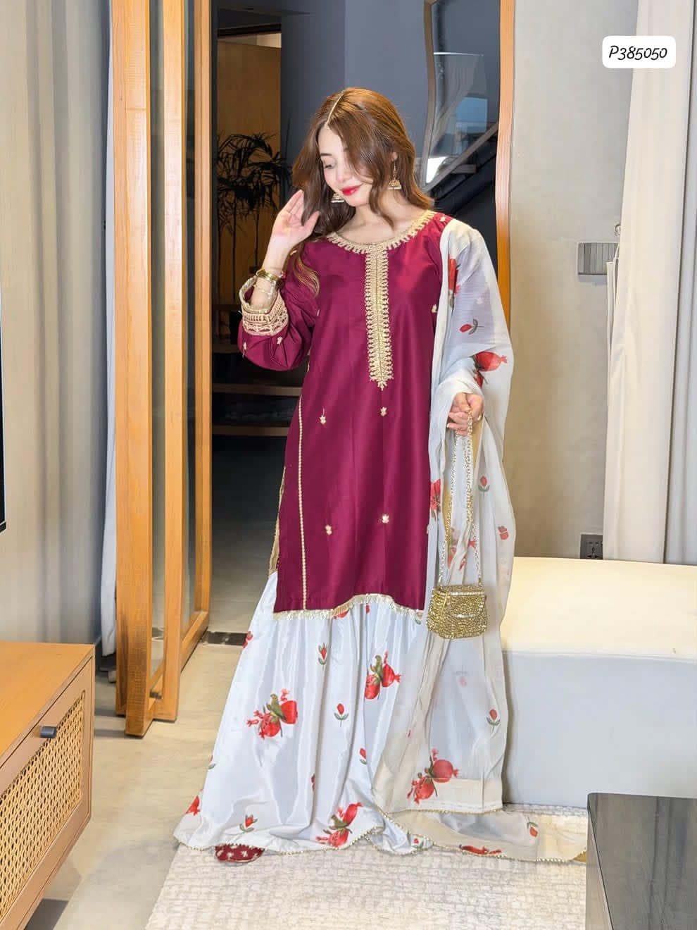 Zara Shahjahan – Embroidered Silk 3 Piece Unstitched Suit | Laiba Rauf
